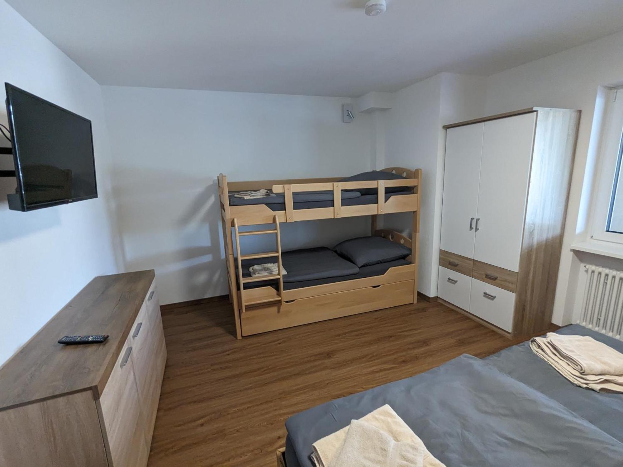 S'Bahnhoefle Apartments リングスハイム エクステリア 写真